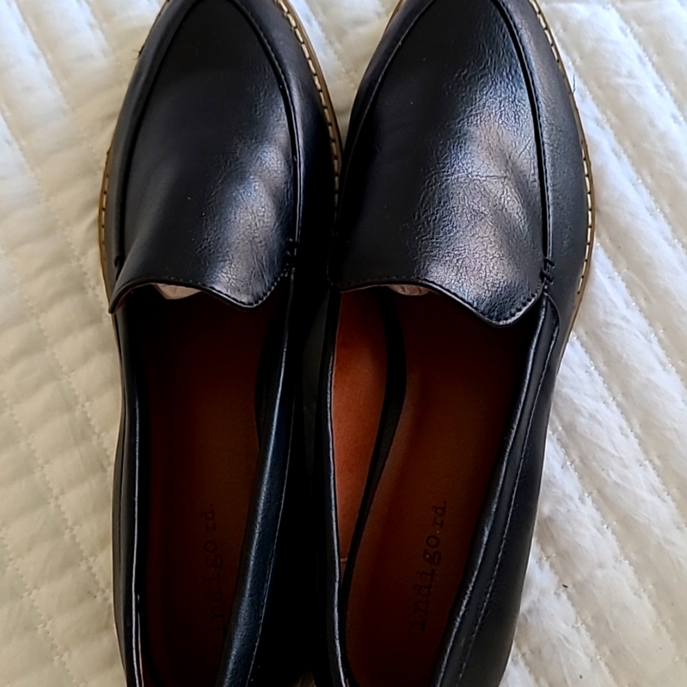 Indigo black loafers